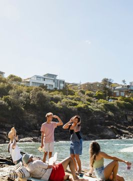 Friends enjoying Gordons Bay, Coogee