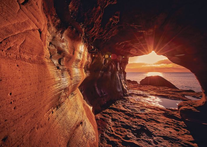 Queenscliff Tunnel (also known as The Wormhole) at sunrise, Manly