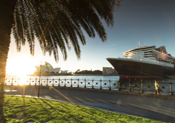 Queen Mary 2 cruiseship in Sydney Harbour, Dawes Point